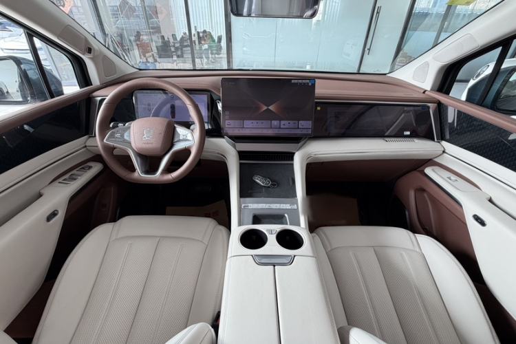 Used BYD Xia 2025 DM-i 1.5T 180km Excellence Model