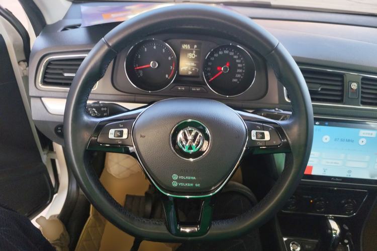 Used Volkswagen Gran Lavida 2017 230TSI DSG Comfort Edition
