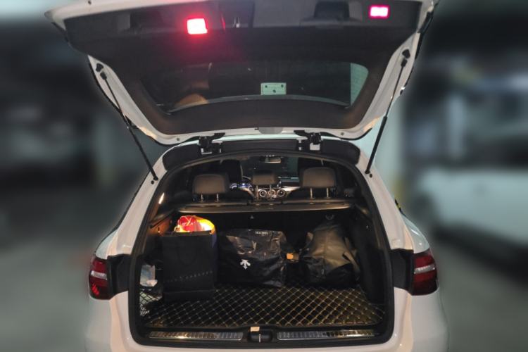 Used Mercedes-Benz GLC 2018 GLC 260 4MATIC Luxury Model