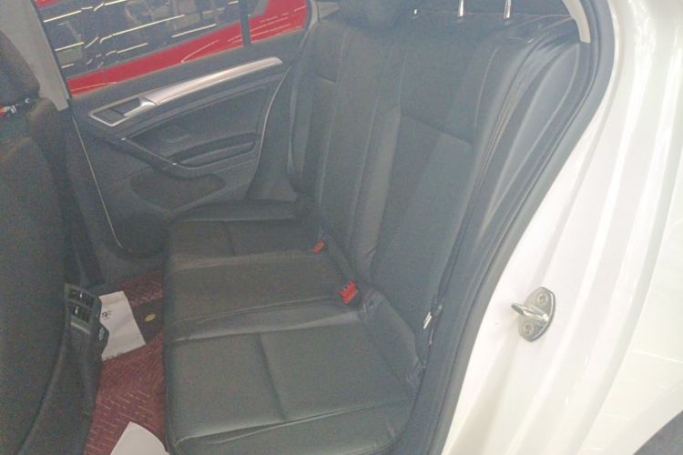 Used Volkswagen Golf 2020 200TSI DSG Comfortable and Ambitious Edition
