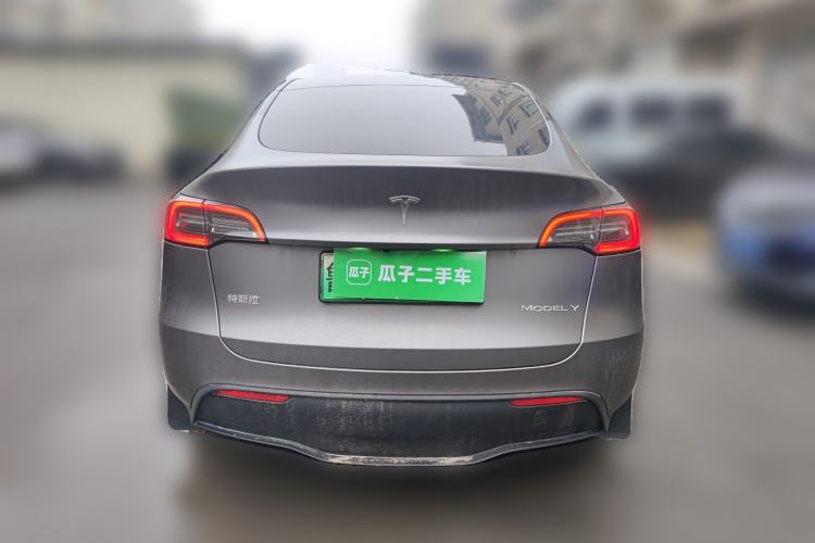 Used Tesla Model Y 2023 Long-Range All-Wheel-Drive Version
