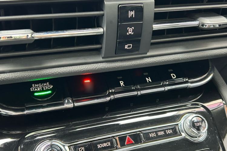 Used Lincoln Corsair 2022 2.0T Two-Wheel Drive Deluxe Edition
