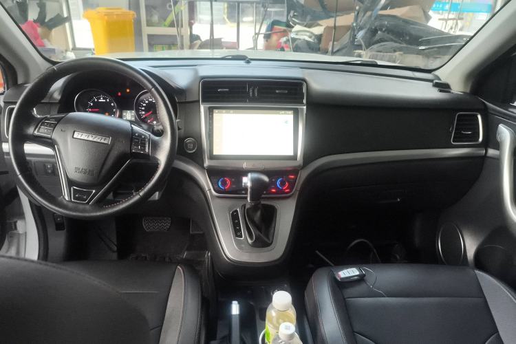 Used Haval M6 2019 1.5T DCT Two-Wheel Drive Elite Version China VI Standard
