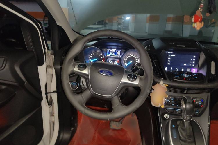 Used Ford Kuga 2015 2.0L GTDi Four-Wheel-Drive Sport Model