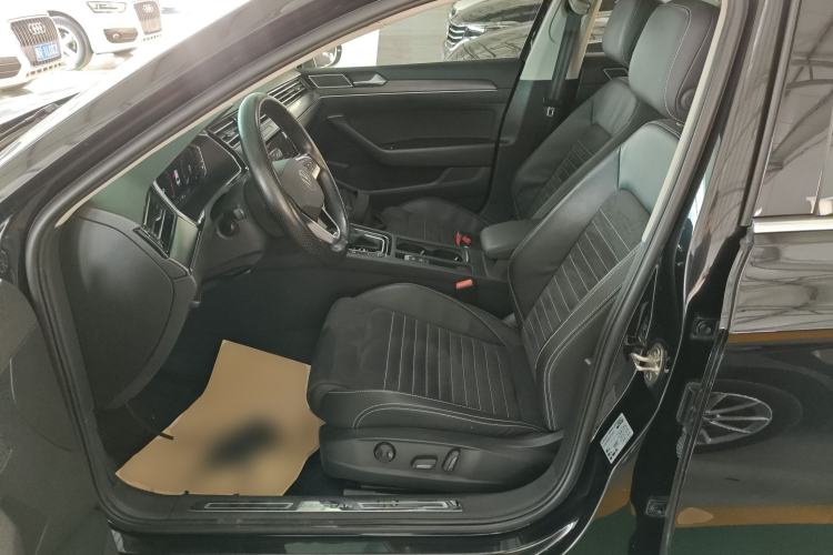 Used Volkswagen Magotan 2020 330TSI DSG Luxury Edition
