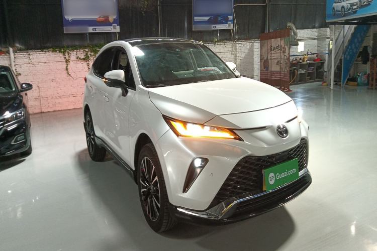 Used Toyota Venza 2022 2.0L CVT Two-Wheel Drive Prestige Edition
