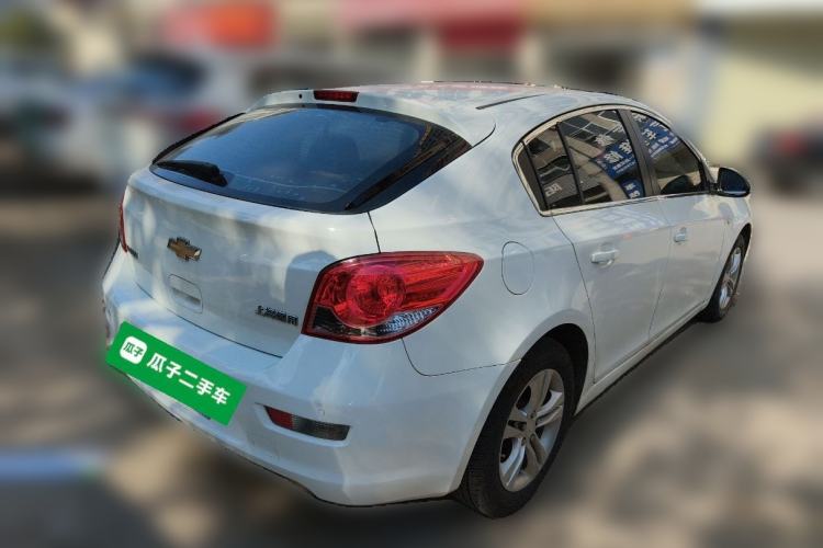 Used Chevrolet Cruze 2015 Hatchback 1.6L Automatic Comfort Edition