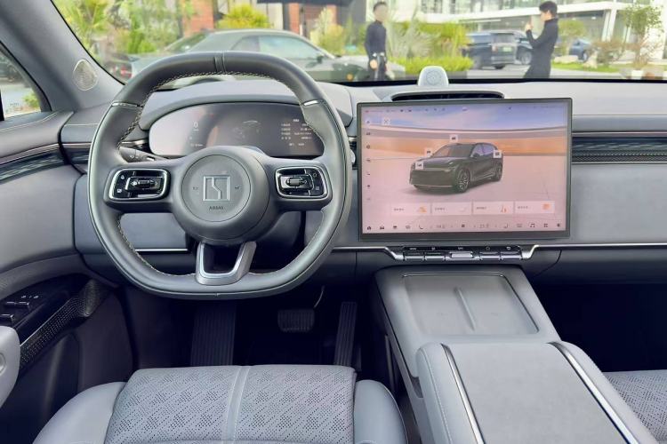 Used Zeekr 7X 2025 75 kWh Rear-Wheel Drive Intelligent Driving Version
