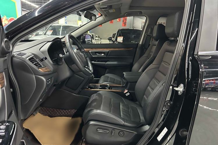 Used Honda CR-V 2021 240TURBO CVT 2WD Fashion Edition
