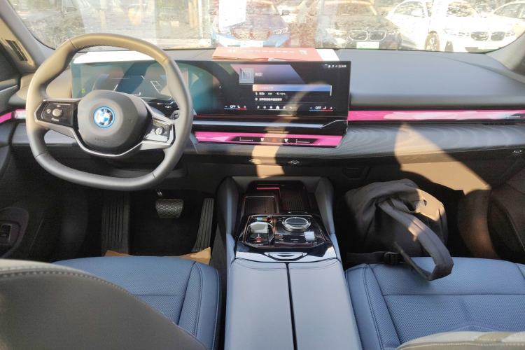 Used BMW i5 2024 eDrive 35L Prestige Luxury Package
