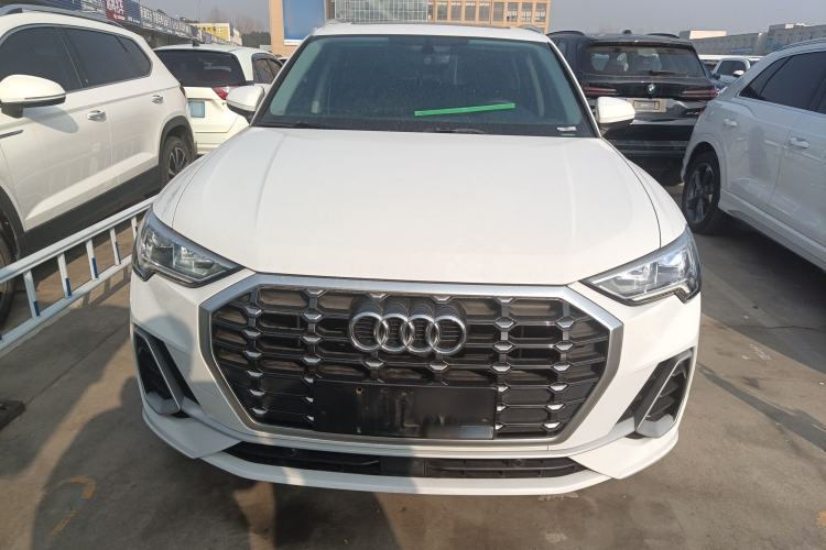 Used Audi Q3 2022 35 TFSI Fashion Dynamic Model
