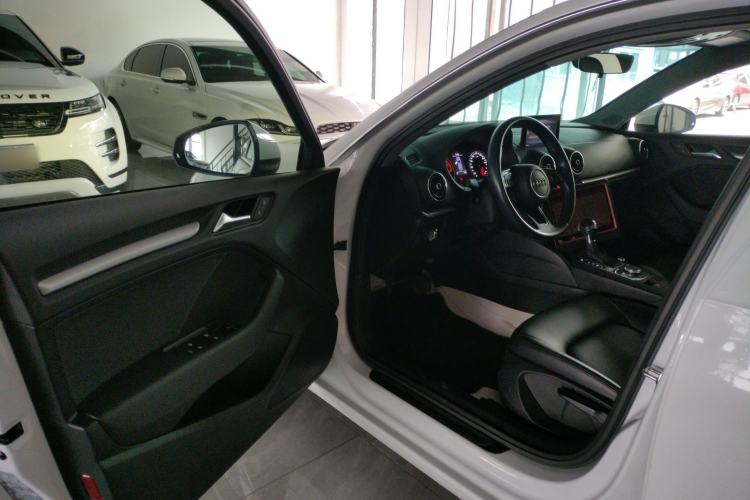 Used Audi A3 2018 30th Anniversary Edition Sportback 35 TFSI Ambition Model
