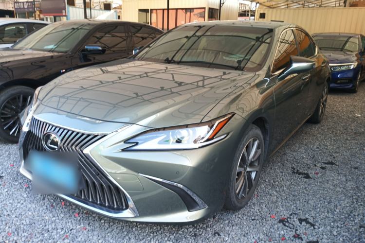 Used Lexus ES 2020 200 Excellence Edition