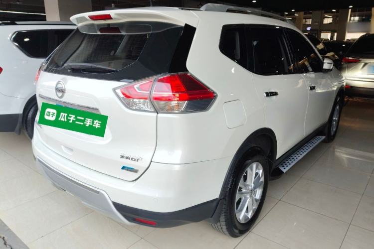 Used Nissan X-Trail 2015 2.0L CVT Comfort MAX Edition 2WD