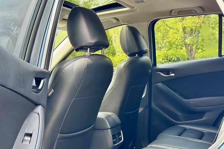 Used Mazda CX-5 2015 2.0L Automatic Two-Wheel Drive Urban Version
