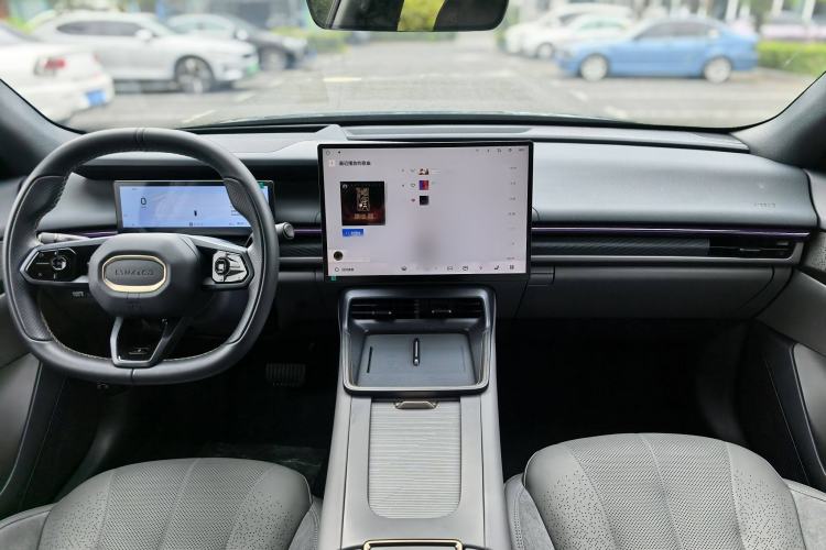 Used Lynk & Co 07 2024 EM-P 126 Long-Range Ultra
