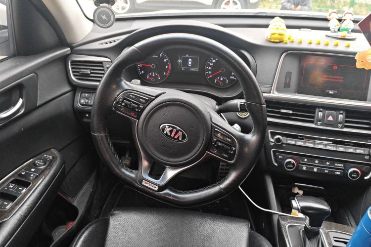 Used Kia K5 2016 1.6T Automatic LUX
