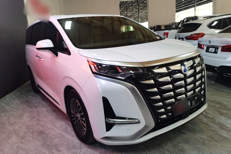 Used Denza D9 2022 DM-i 970 Four-Wheel Drive Flagship Model