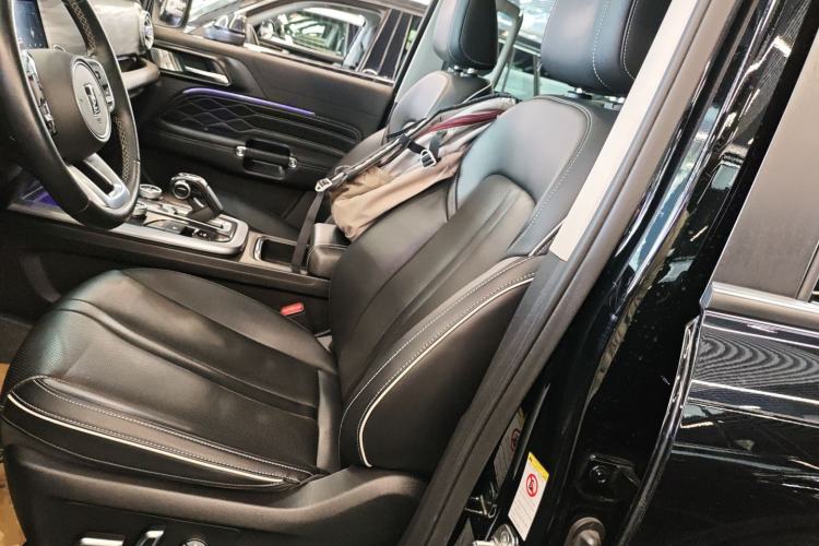 Used Tank 300 2021 City Edition 2.0T—Truly Stylish
