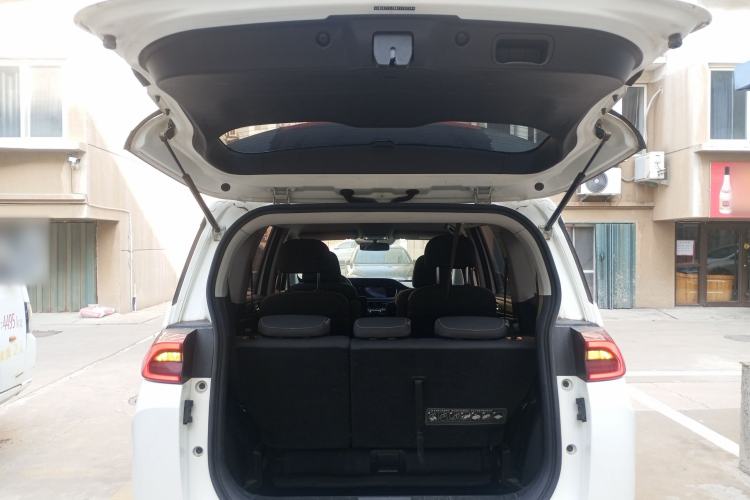 Used GAC Trumpchi M6 2021 270T DCT Elite Edition (7-seater)