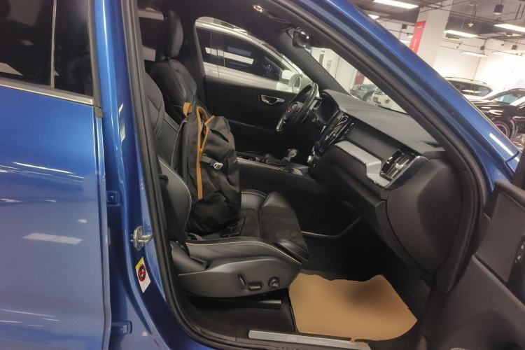 Used Volvo XC60 2018 T5 4x4 Smart & Sporty Edition