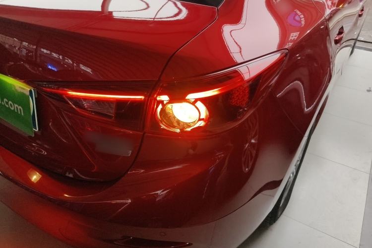 Used Mazda Mazda 3 Axela 2017 Sedan 1.5L Automatic Luxury Model Emission Standard China V
