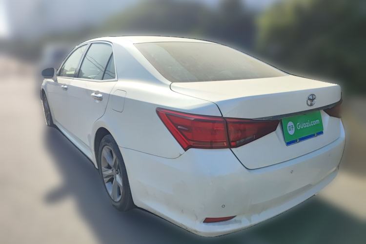 Used Toyota Crown 2015 2.0T Fashion Edition
