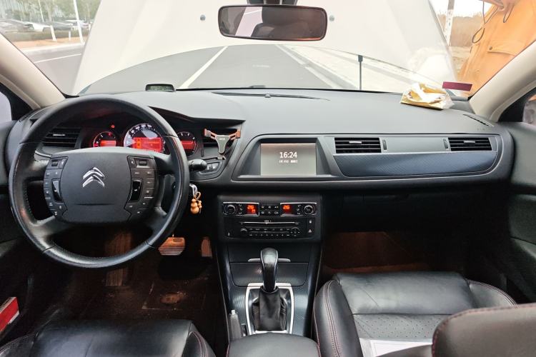 Used Citroen C5 2014 1.6T Automatic Luxury Model