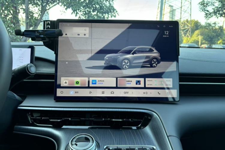 Used  E5 2024 530 km Exploration+ Version
