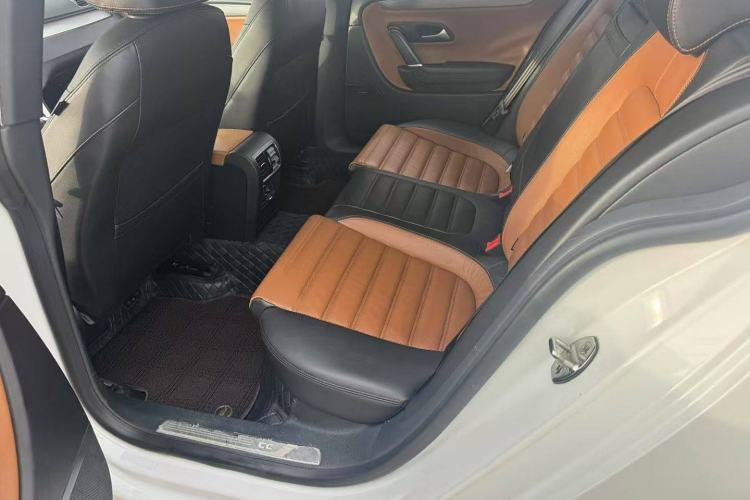 Used Volkswagen FAW-Volkswagen CC 2016 2.0 TSI Luxury Model
