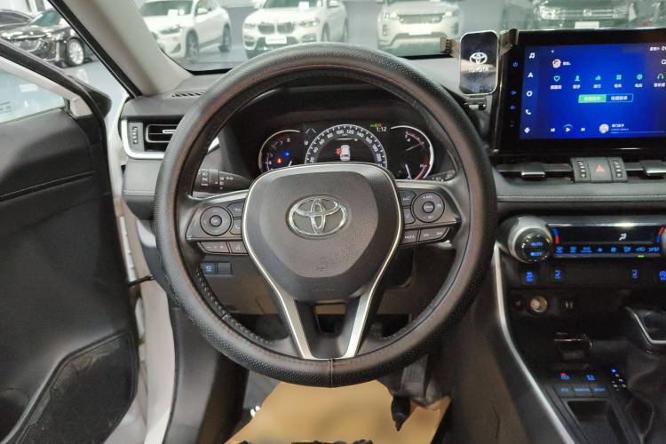 Used Toyota RAV4 2021 2.0L CVT Two-Wheel Drive Fashion PLUS Edition
