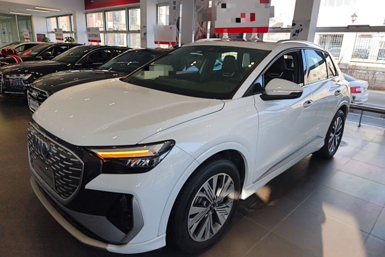 Used Audi Q4 e-tron 2023 40 e-tron Adventure Edition