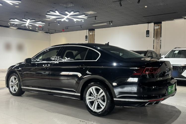 Used Volkswagen Magotan 2025 Zhongxiang Version 280TSI DSG Comfort Edition
