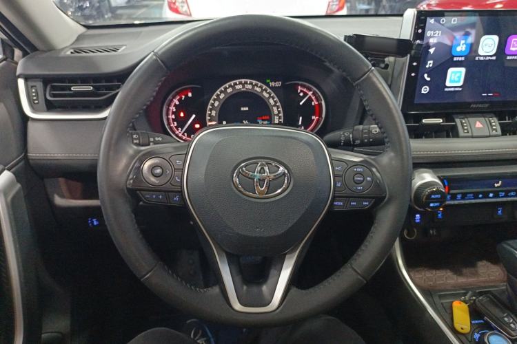 Used Toyota RAV4 2021 2.0L CVT Four-Wheel Drive Premium Edition