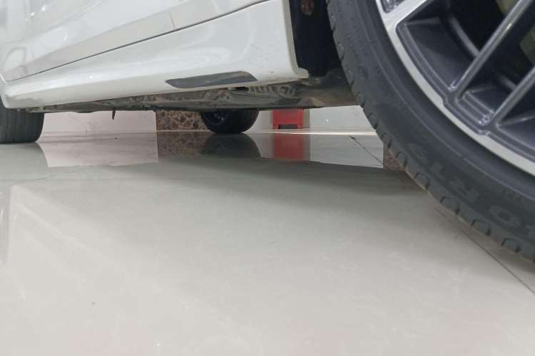 Used BMW 5 Series 2022 Second Facelift 530Li Leading Edition M Sport Package
