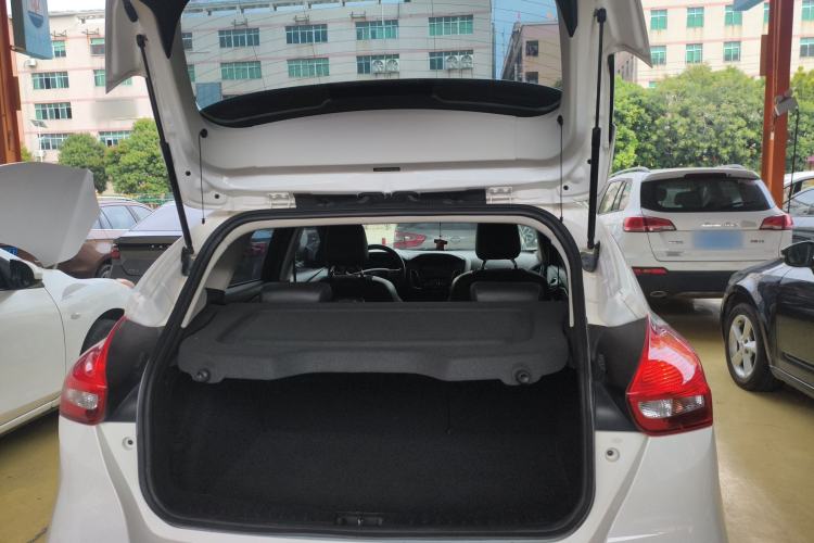 Used Ford Focus 2017 Hatchback 1.6L Automatic Fashion Edition Smart Drive Version