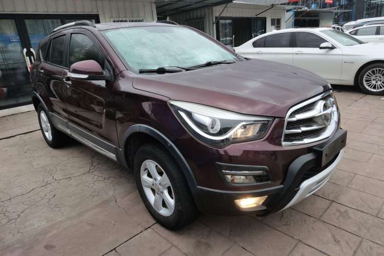 Used Haima S5 2015 1.6L Manual Luxury Model with Sunroof
