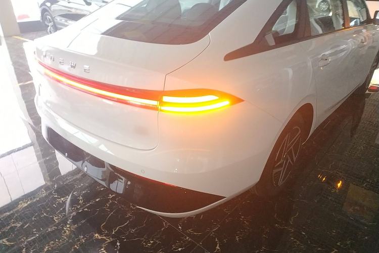 Used Roewe D6 2025 450 km Premium Edition
