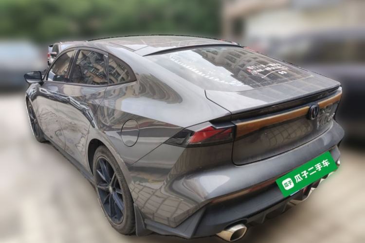 Used Changan UNI-V 2022 1.5T Prestige Version
