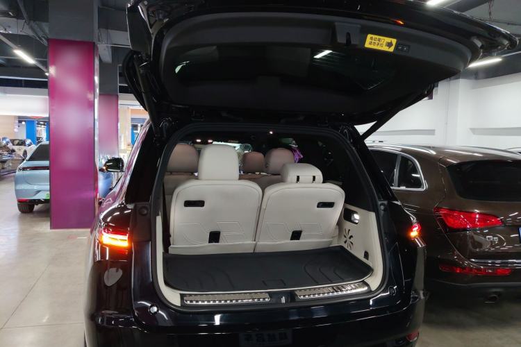 Used Li Auto L9 2024 Ultra Model
