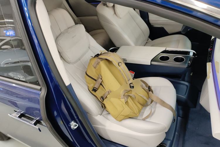 Used Buick GL8 New Energy 2024 Lu Zun Luxury Edition 6-Seater
