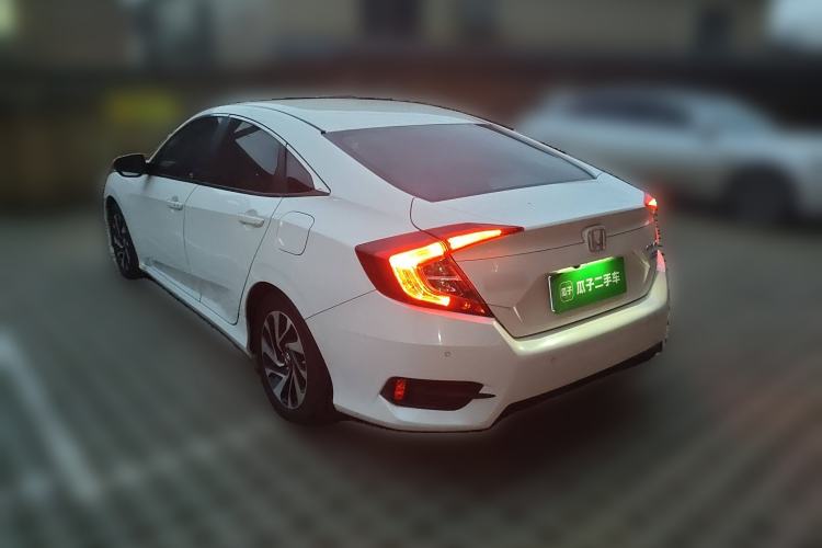 Used Honda Civic 2016 220TURBO CVT Luxury Edition
