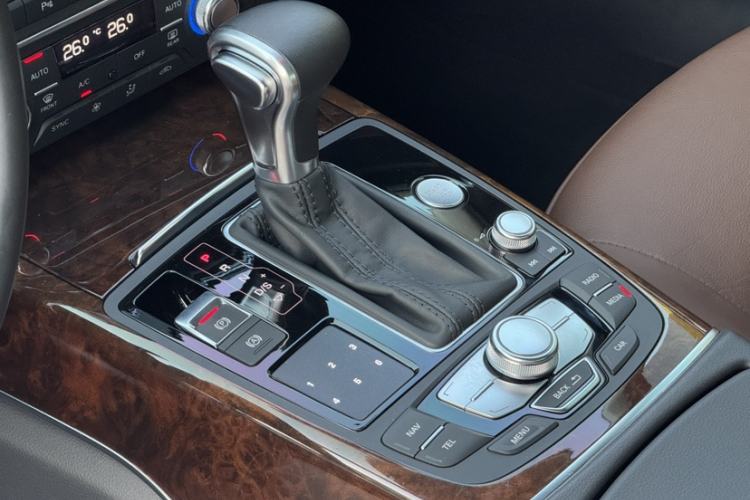 Used Audi A6L 2014 30 FSI Comfort Model
