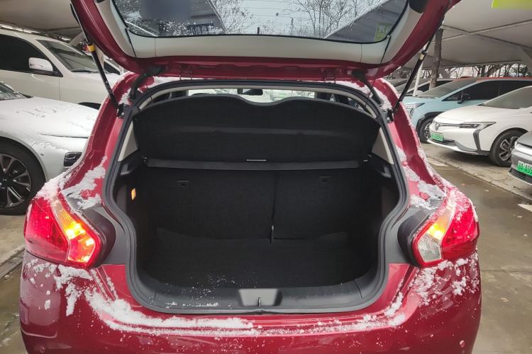 Used Nissan Tiida 2014 1.6L CVT Comfort Model