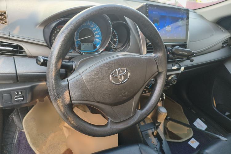 Used Toyota YARiS L 2014 1.3E Automatic Charm Edition
