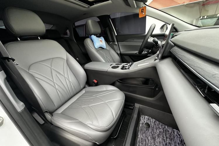 Used  L6 2025 EM-i 140km Explorer+ Edition