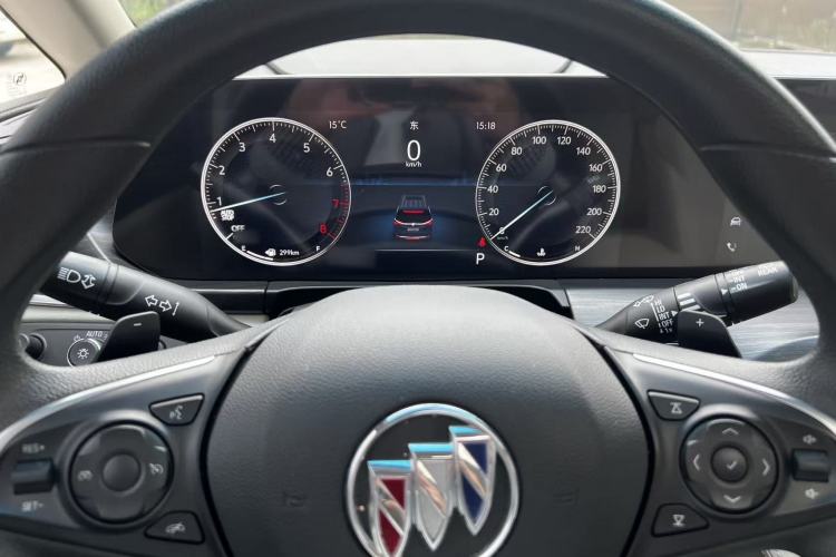 Used Buick GL8 2022 ES Landtrek 653T Comfort Edition
