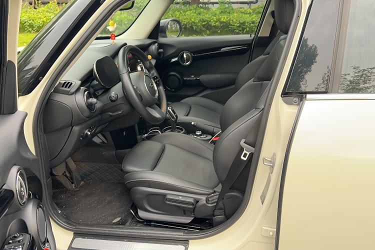 Used  MINI 2022 1.5T COOPER Classic Edition Five-Door Version