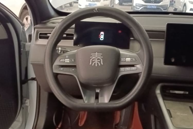 Used BYD Qin PLUS 2025 DM-i Smart Drive 55KM Leading Model
