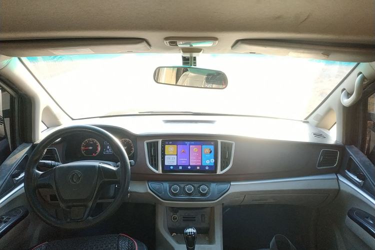 Used FORTHING Lingzhi 2017 M5L 1.6L 7-Seater Standard Model
